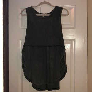 Grey tank top